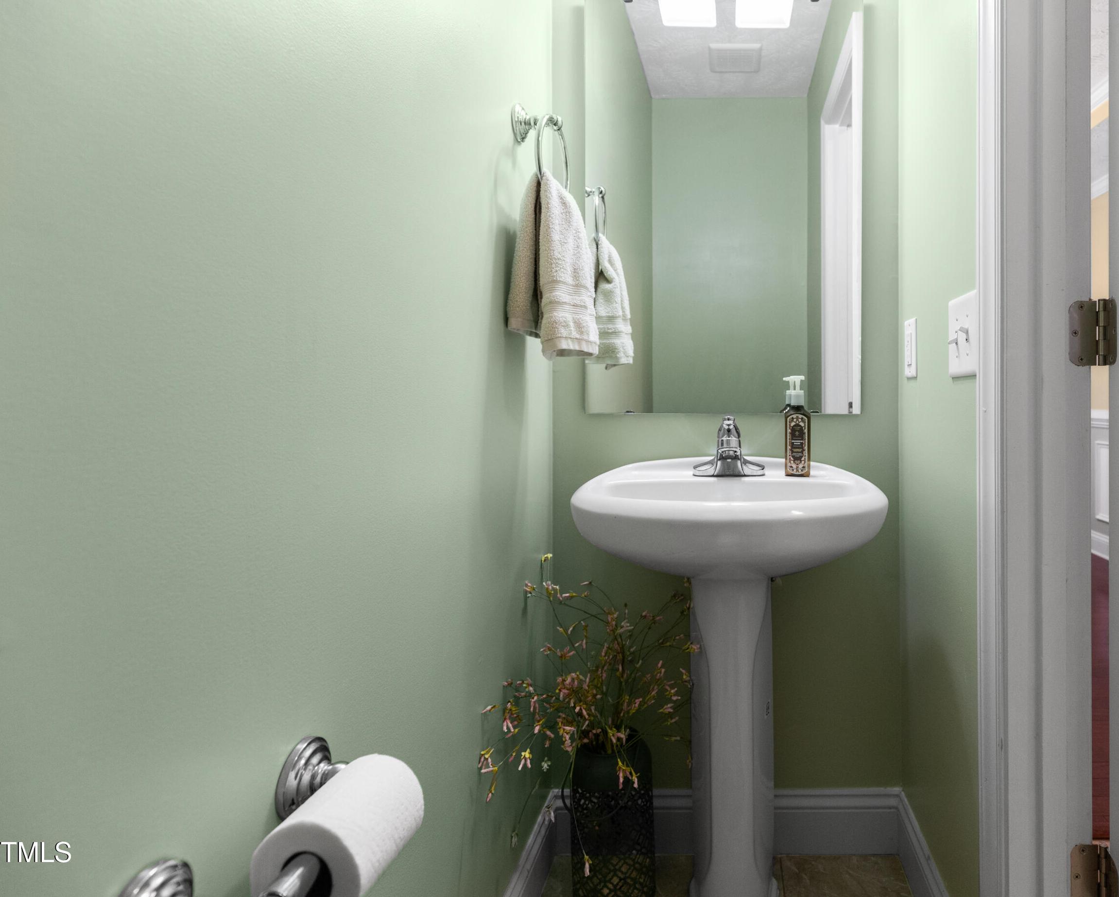 Photo #11