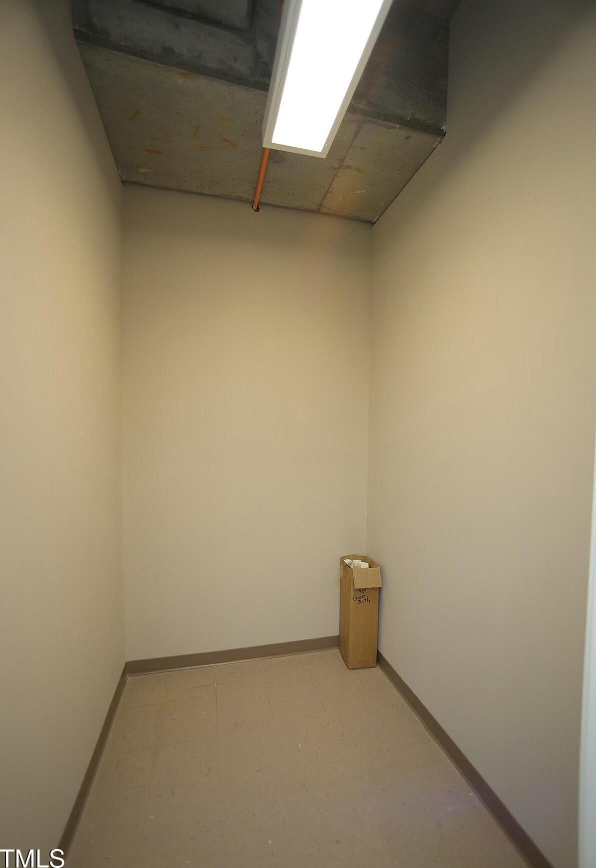 Photo #43