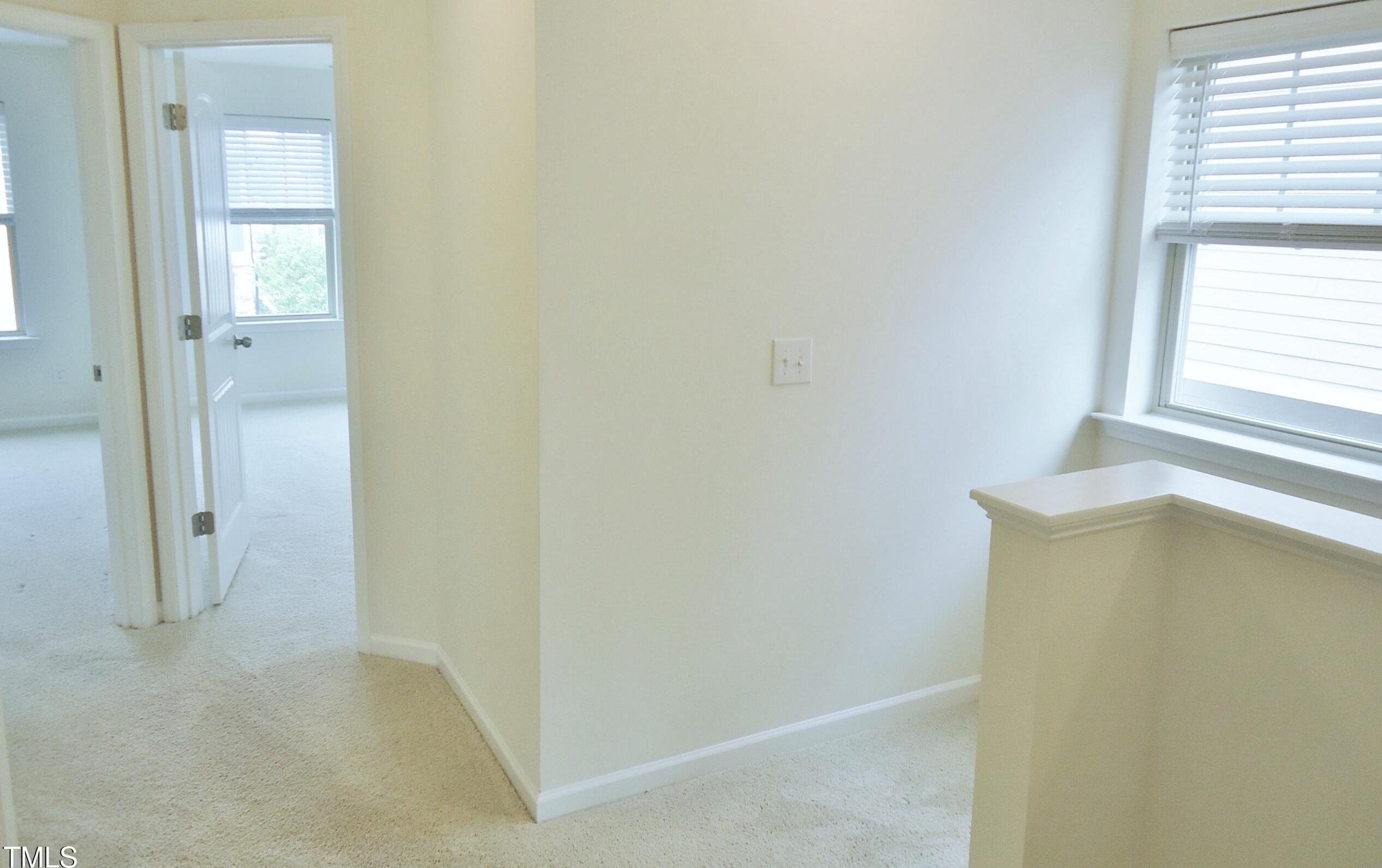 Photo #32