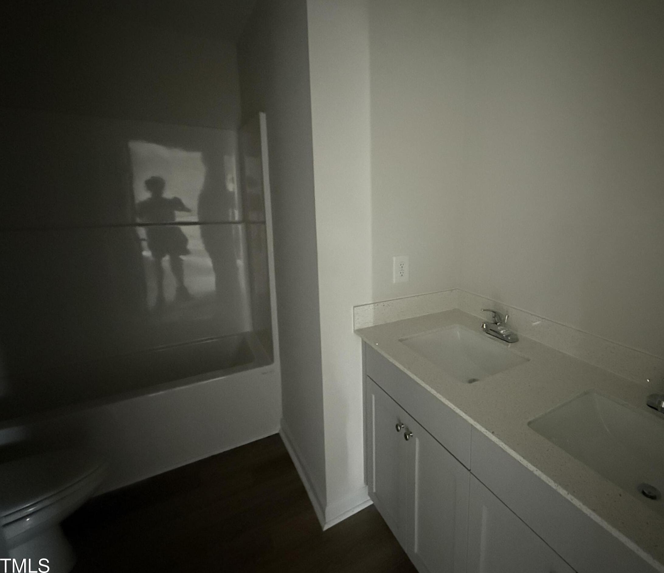 Photo #11