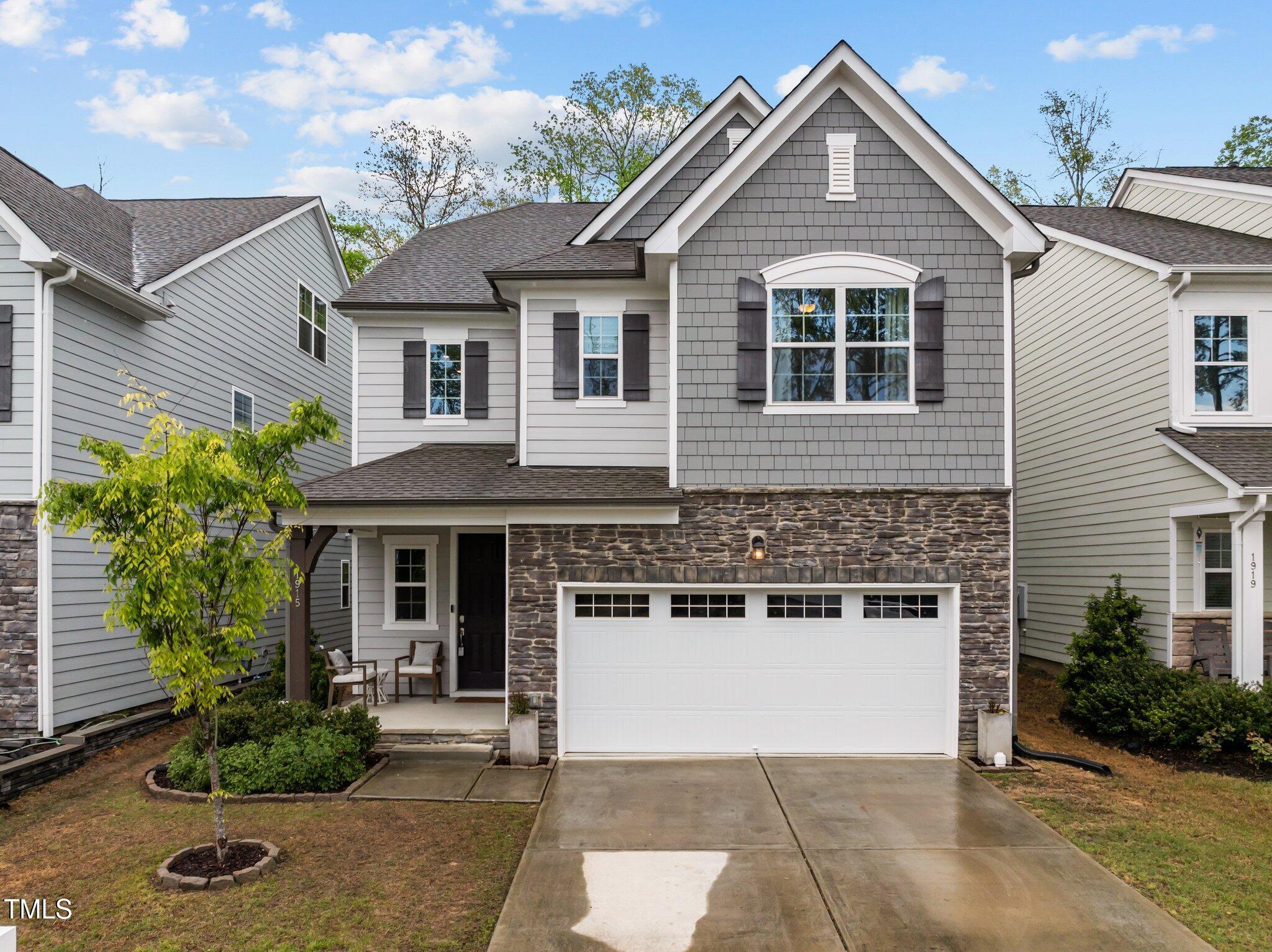 Photo one of 1915 Kings Knot Ct Apex NC 27502 | MLS 10087936