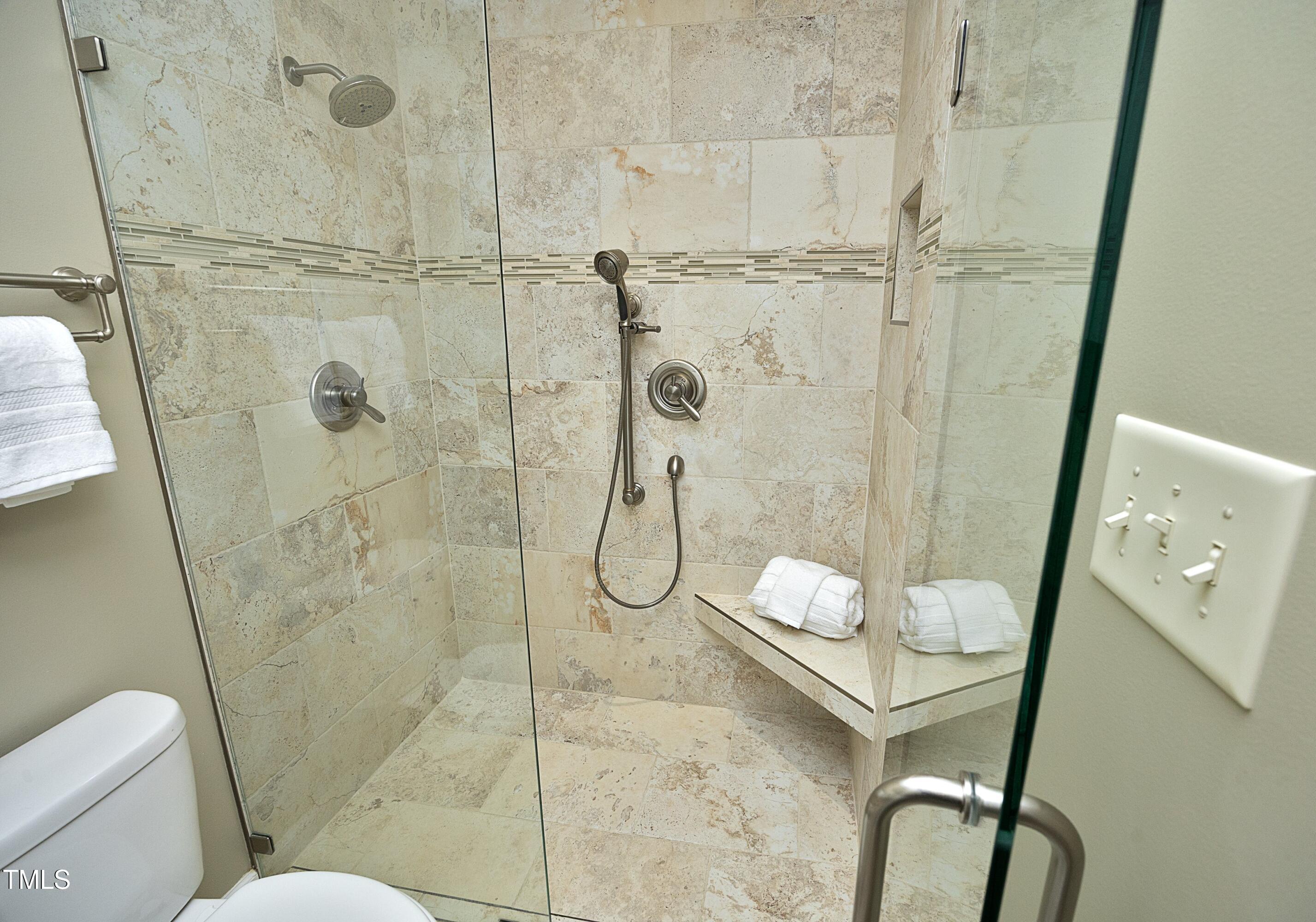 Photo #19