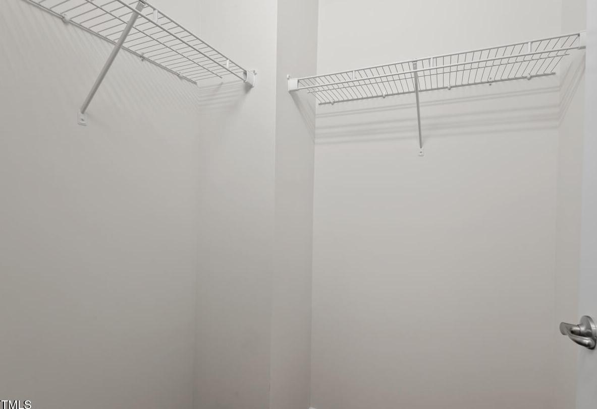 Photo #33