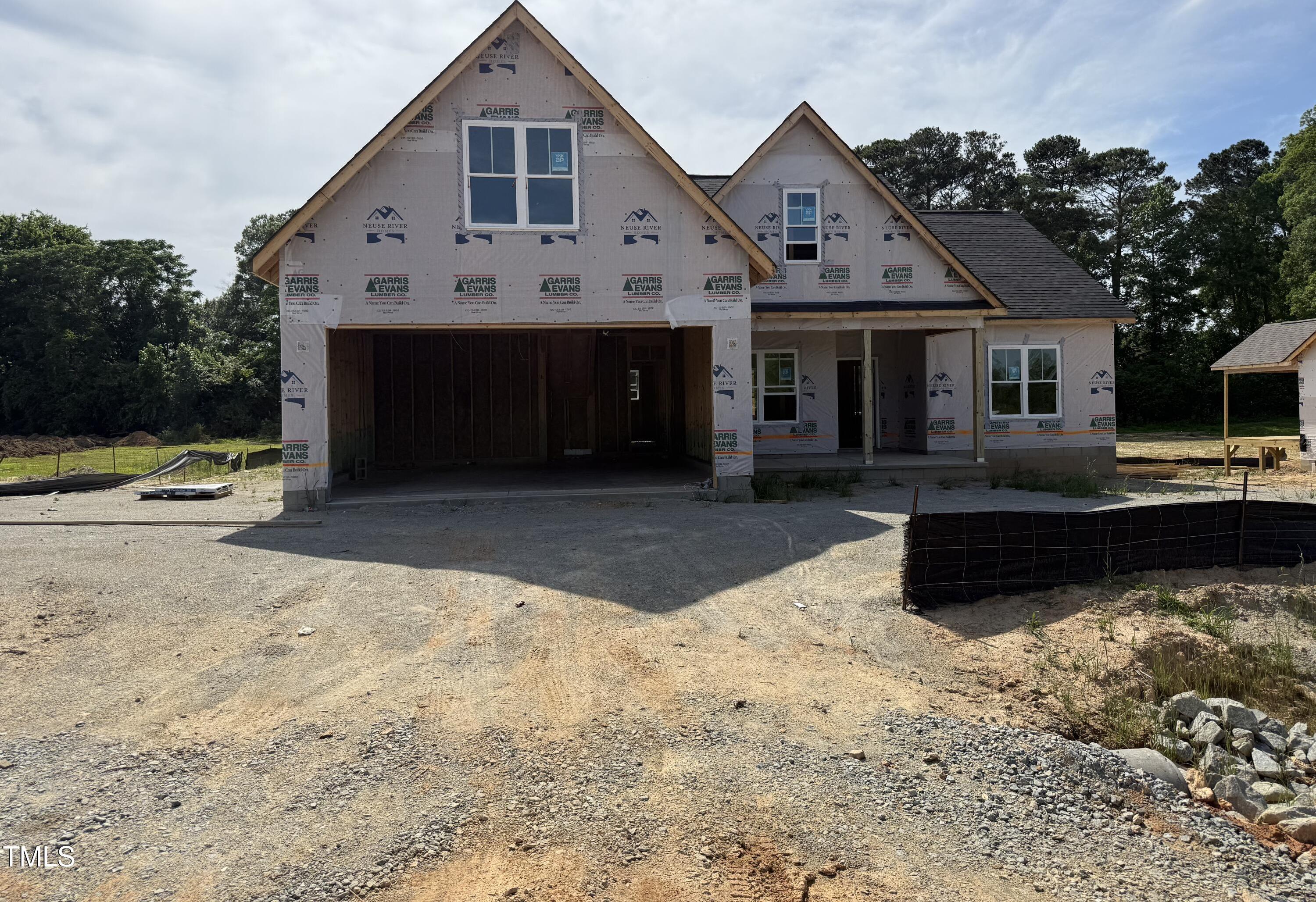 Photo one of 125 Tee Dr Selma NC 27576 | MLS 10088918