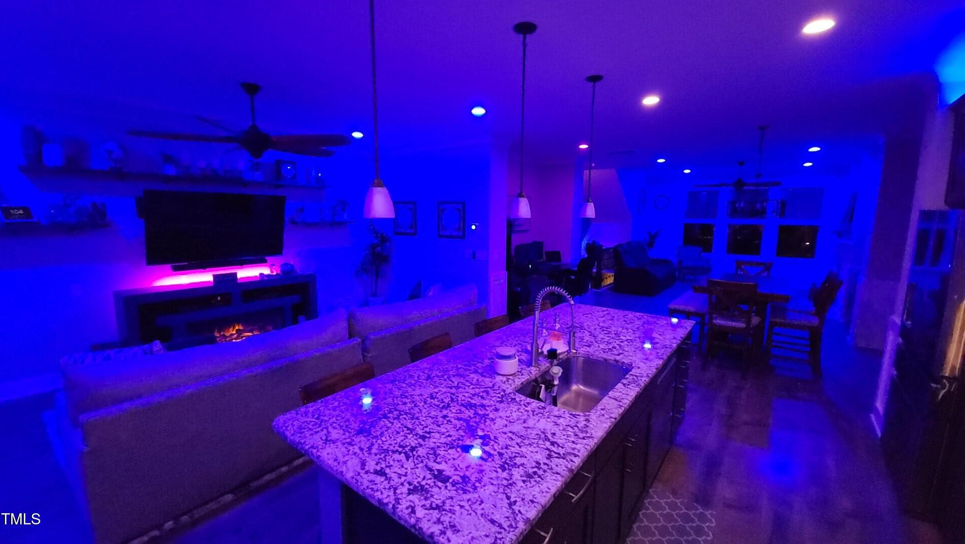 Photo #33