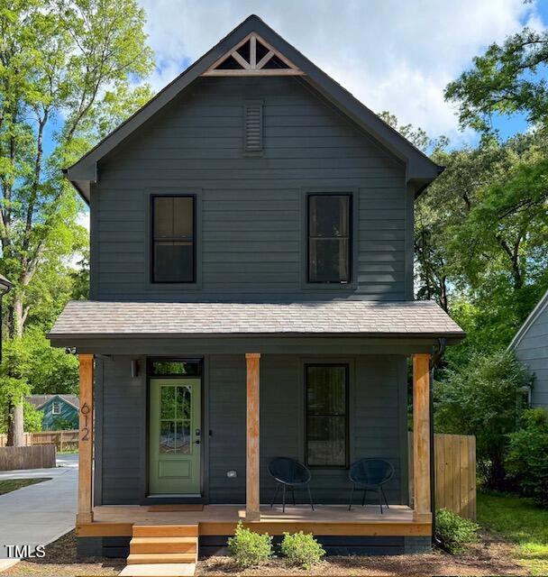 Photo one of 612 E Ellerbee St Durham NC 27704 | MLS 10089183
