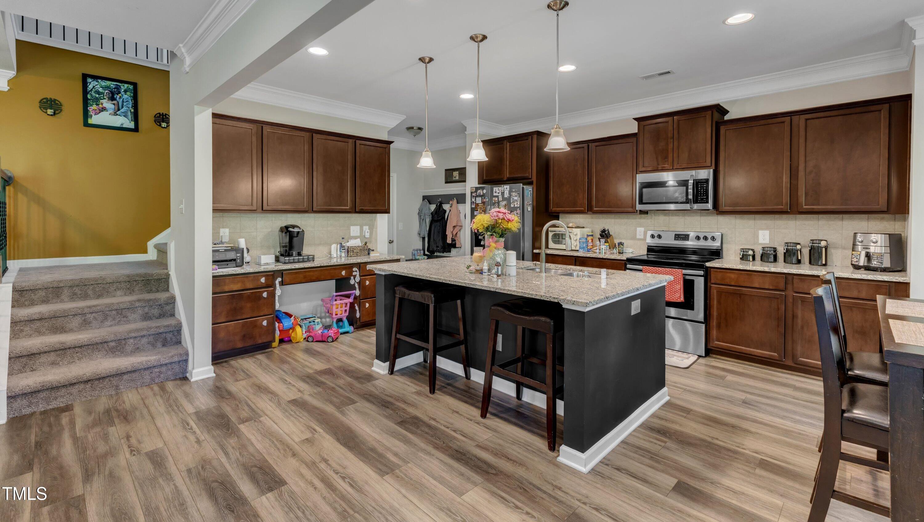 Photo one of 106 Neuse Bluff Cir Clayton NC 27527 | MLS 10090340