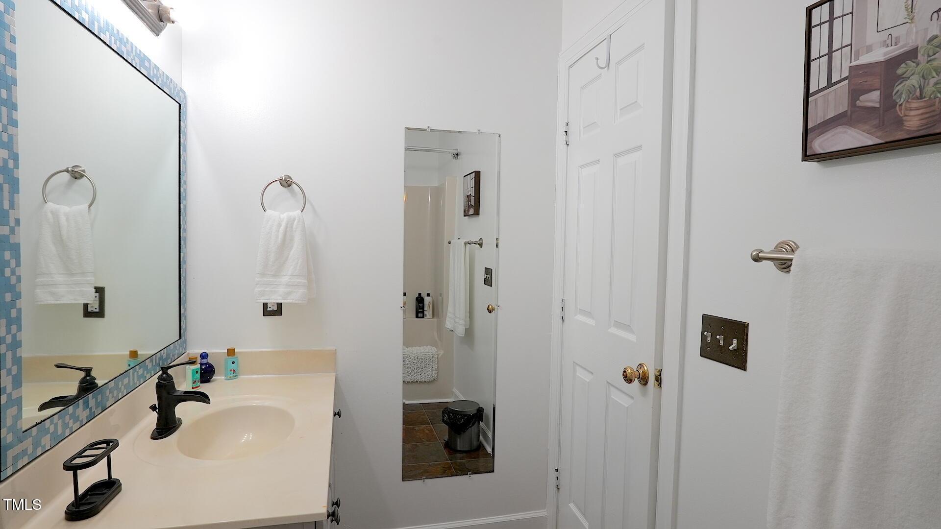 Photo #28