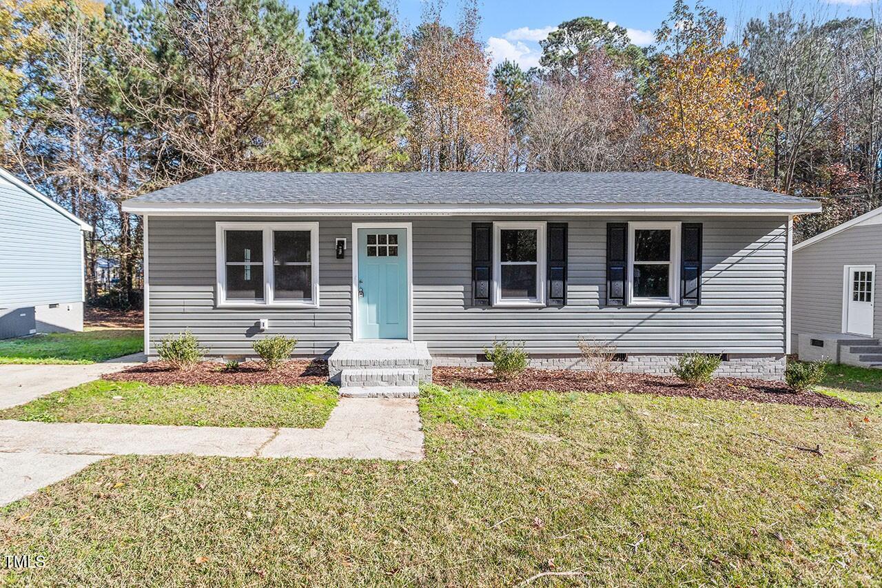 Photo one of 1205 Freeman Dr Sanford NC 27330 | MLS 10091721