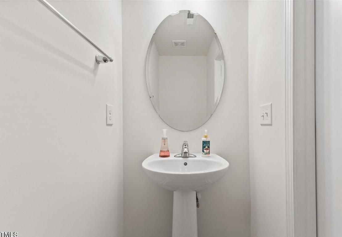 Photo #12