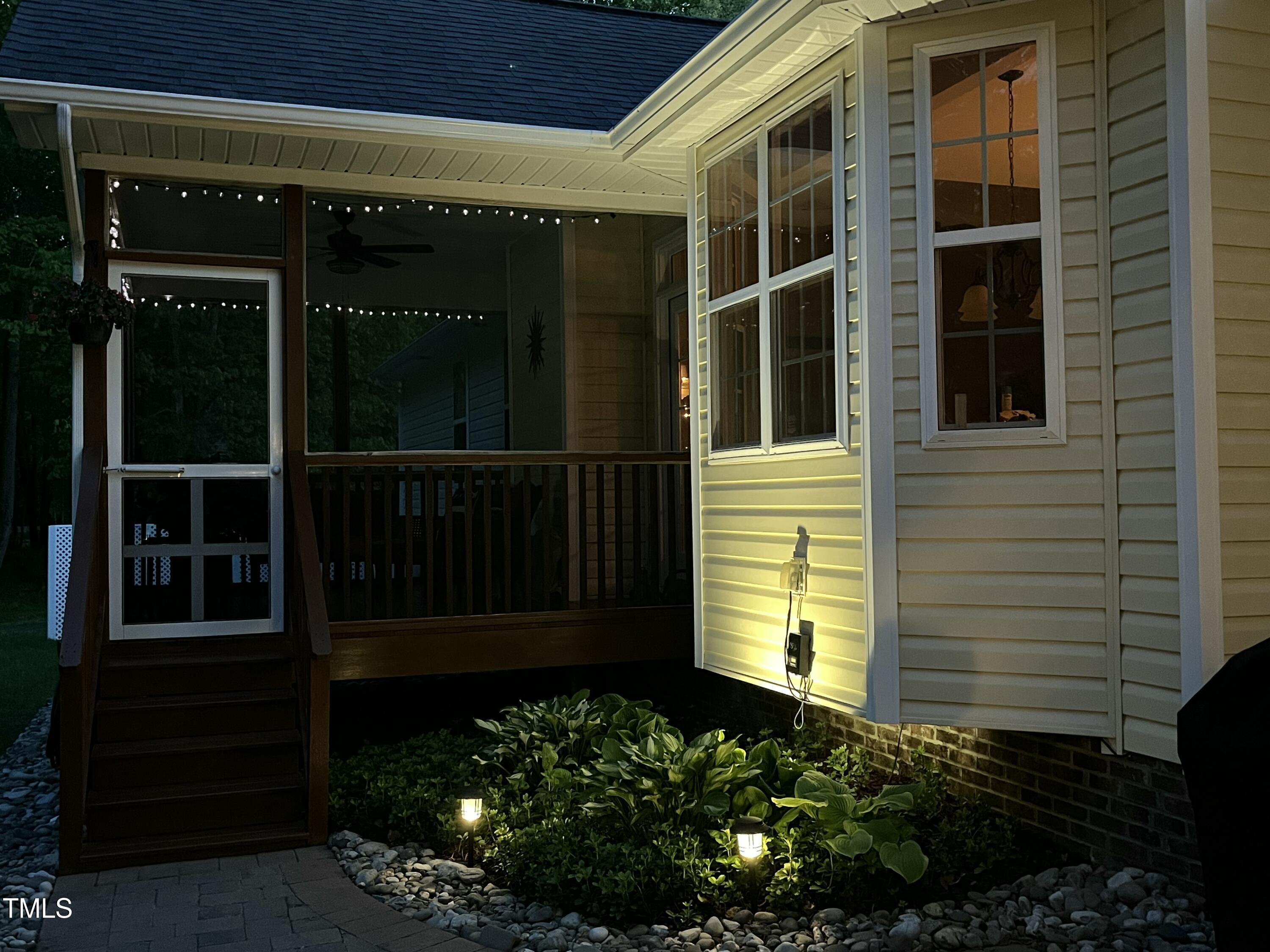 Photo #33