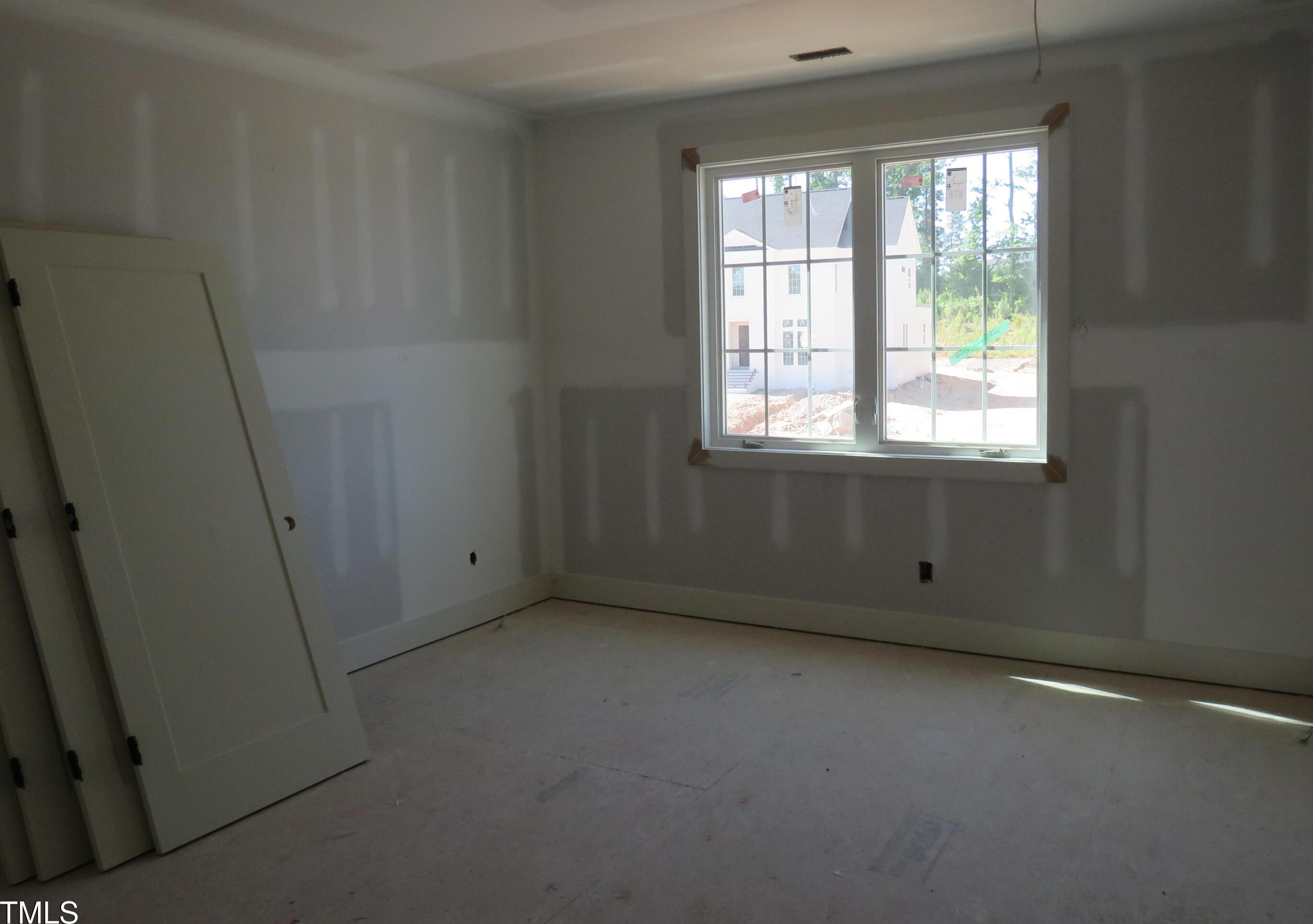 Photo #47