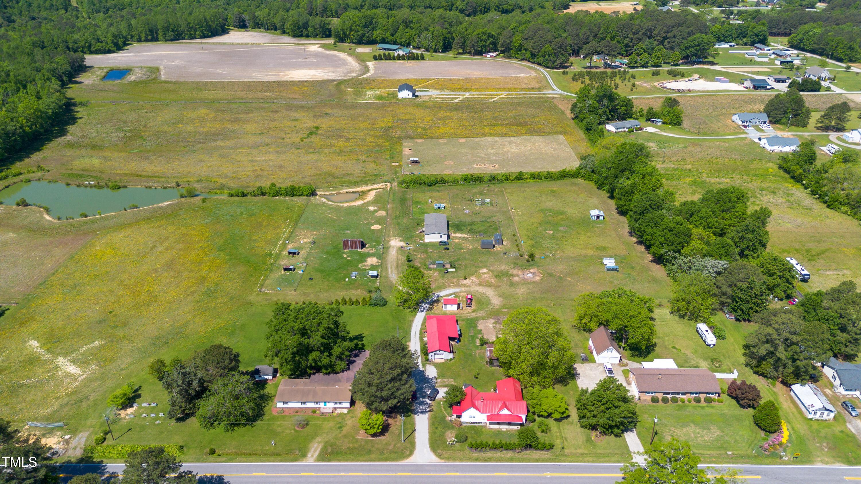 Photo one of 5423 Nc-39 Selma NC 27576 | MLS 10092822