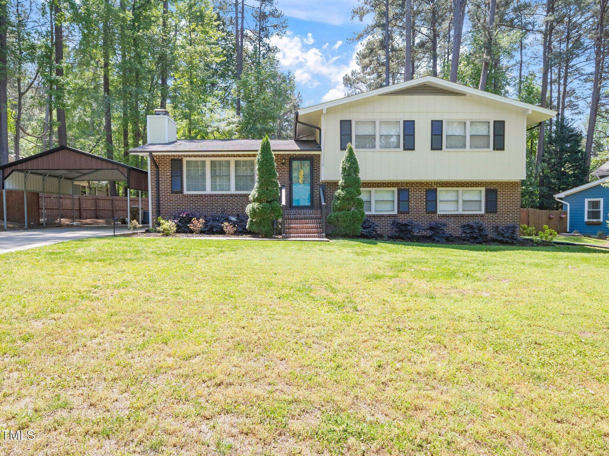 Photo one of 1103 Brucemont Dr Garner NC 27529 | MLS 10093967