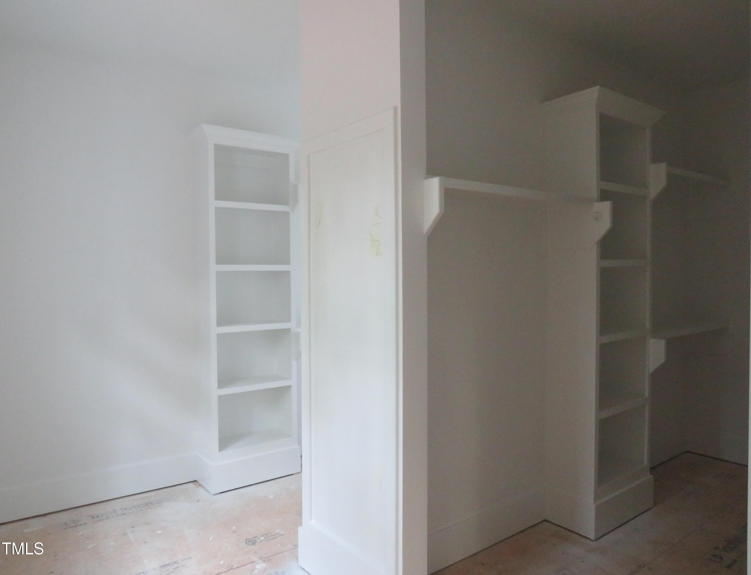 Photo #33