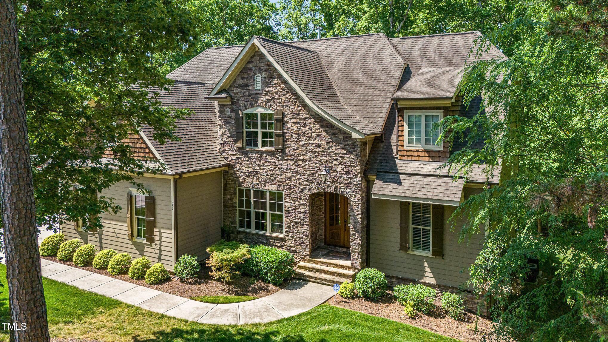 Photo one of 304 Villa Dr Durham NC 27712 | MLS 10094201
