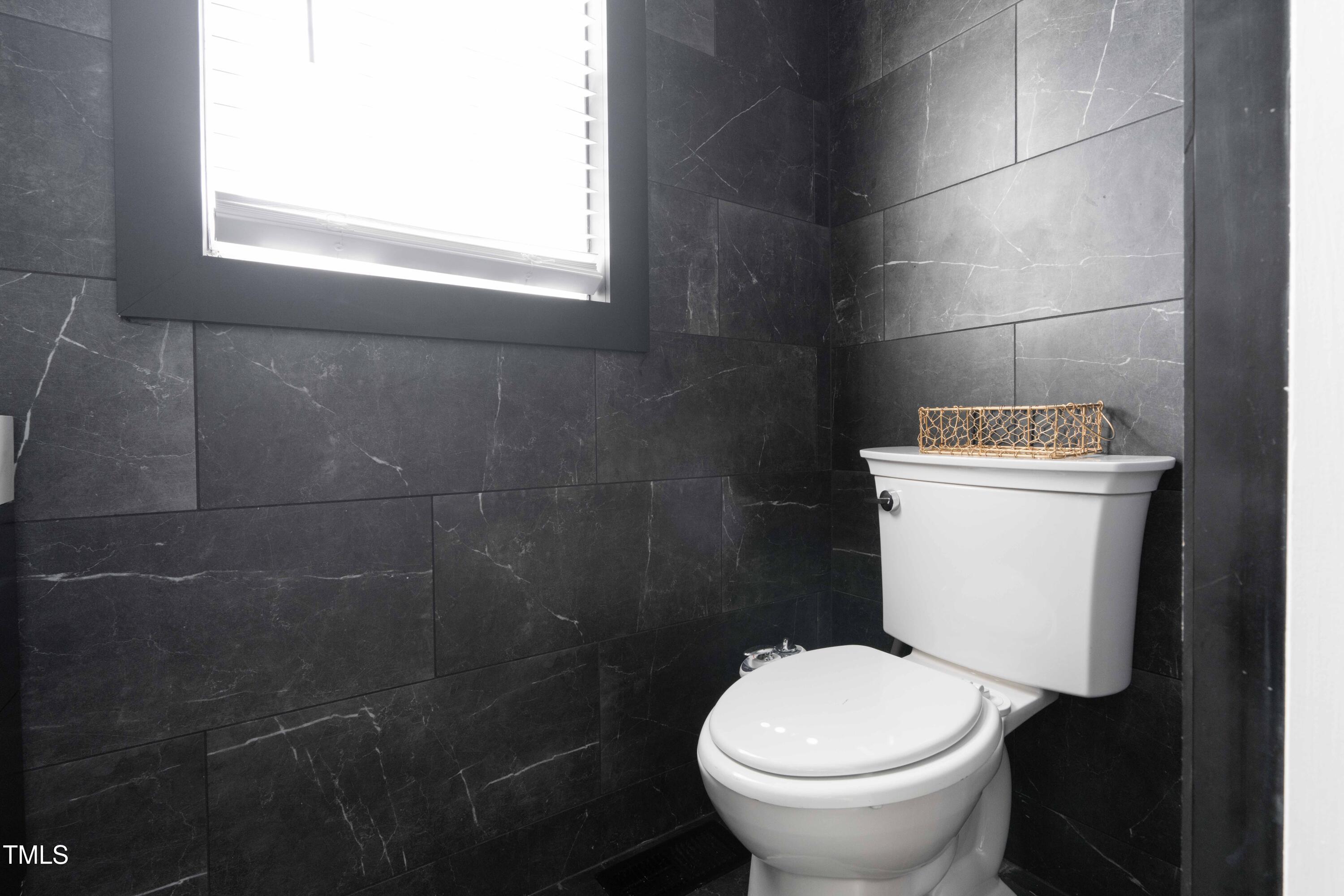Photo #11