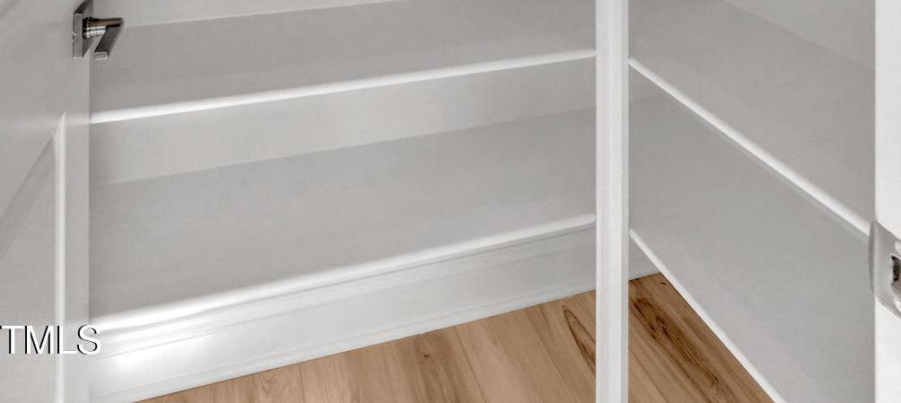 Photo #8