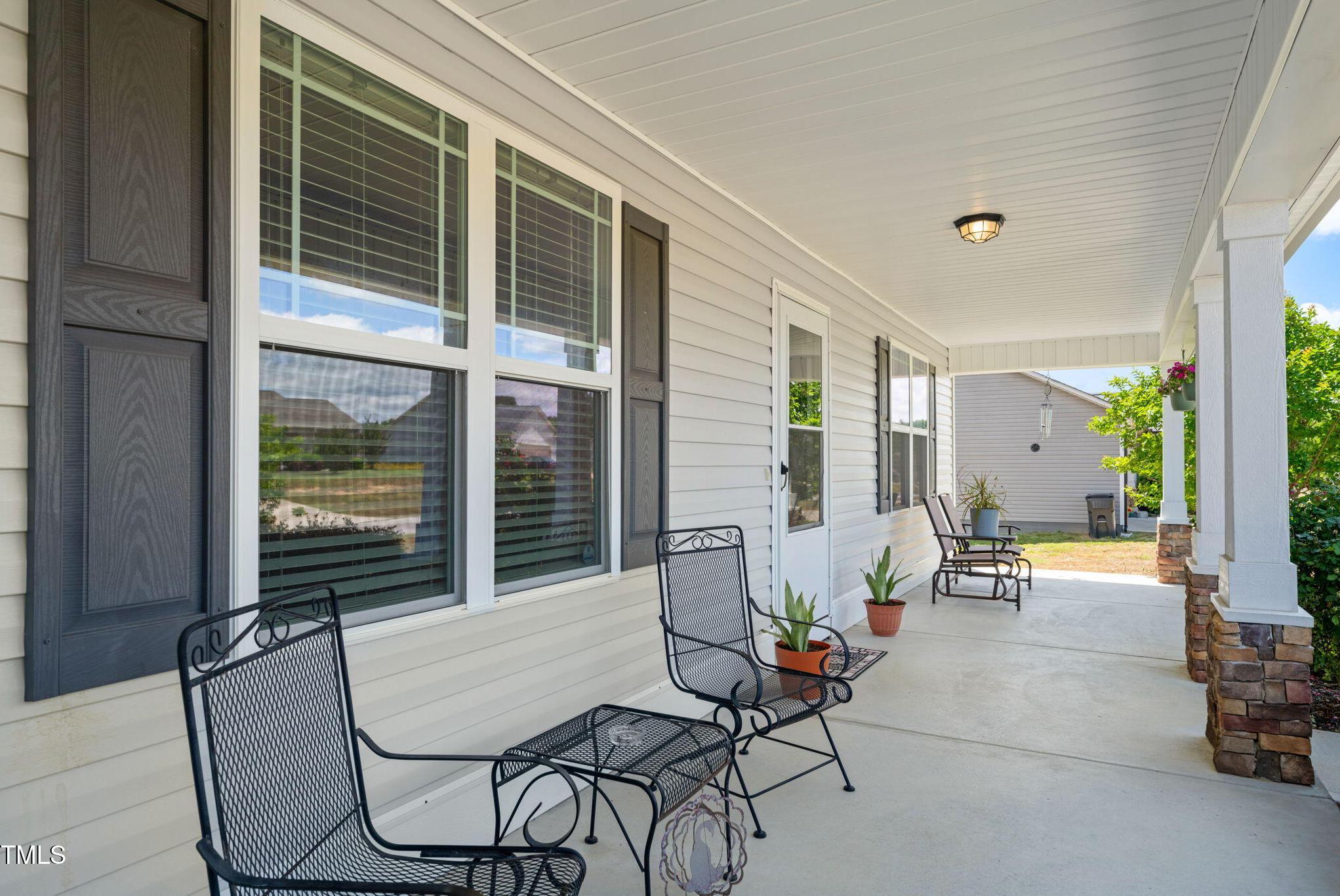 Photo one of 357 Sherrill Farm Dr Benson NC 27504 | MLS 10095646