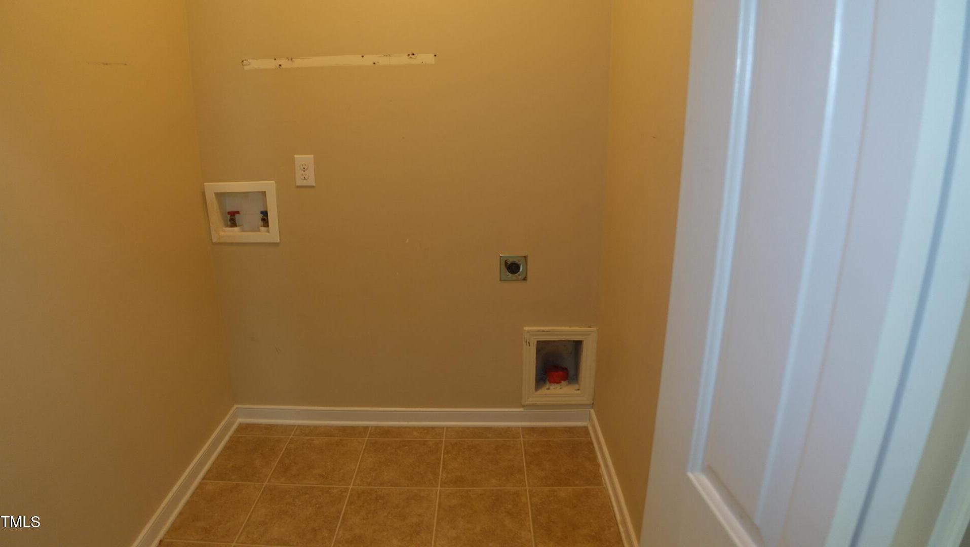 Photo #10
