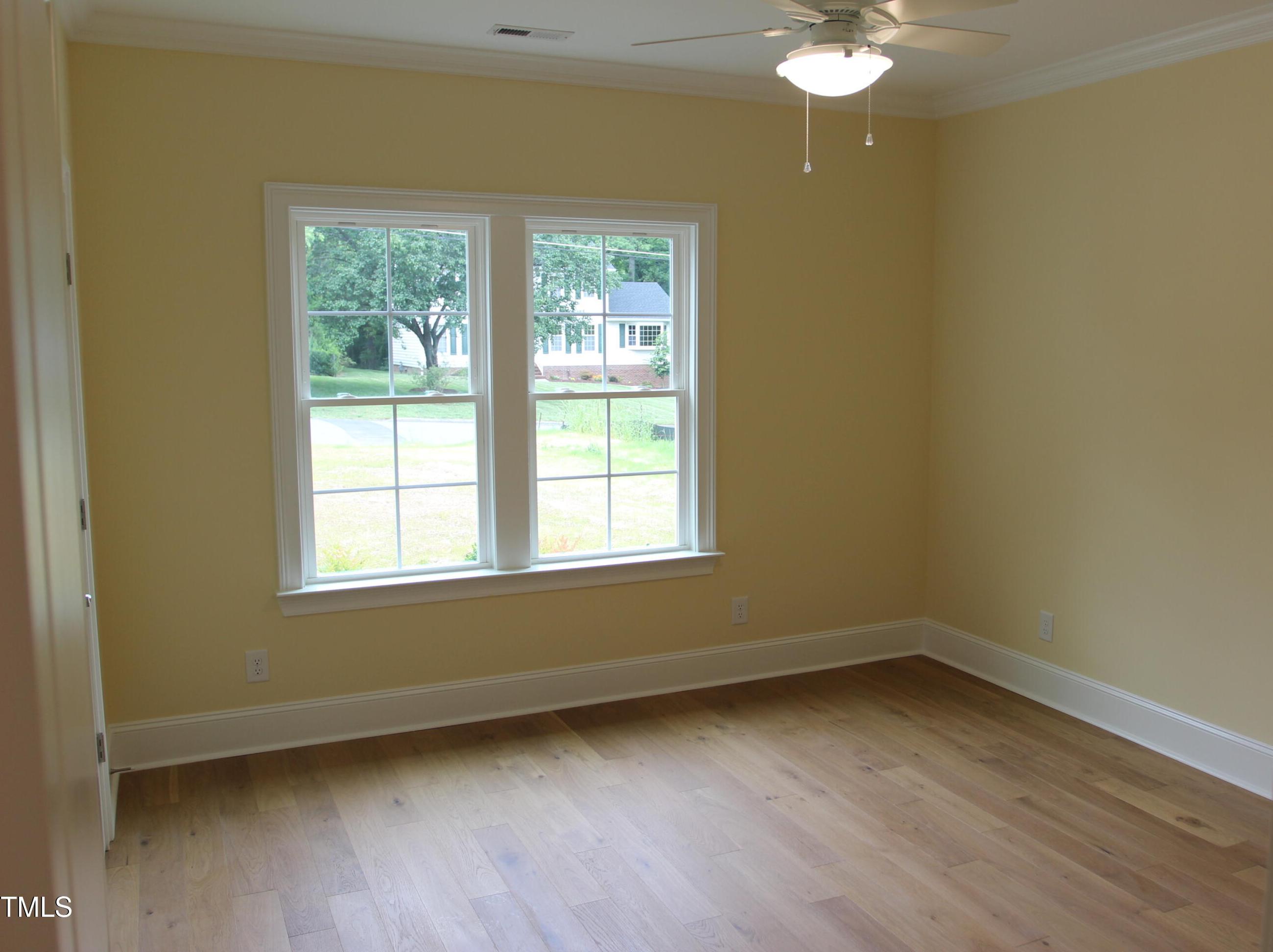 Photo #32