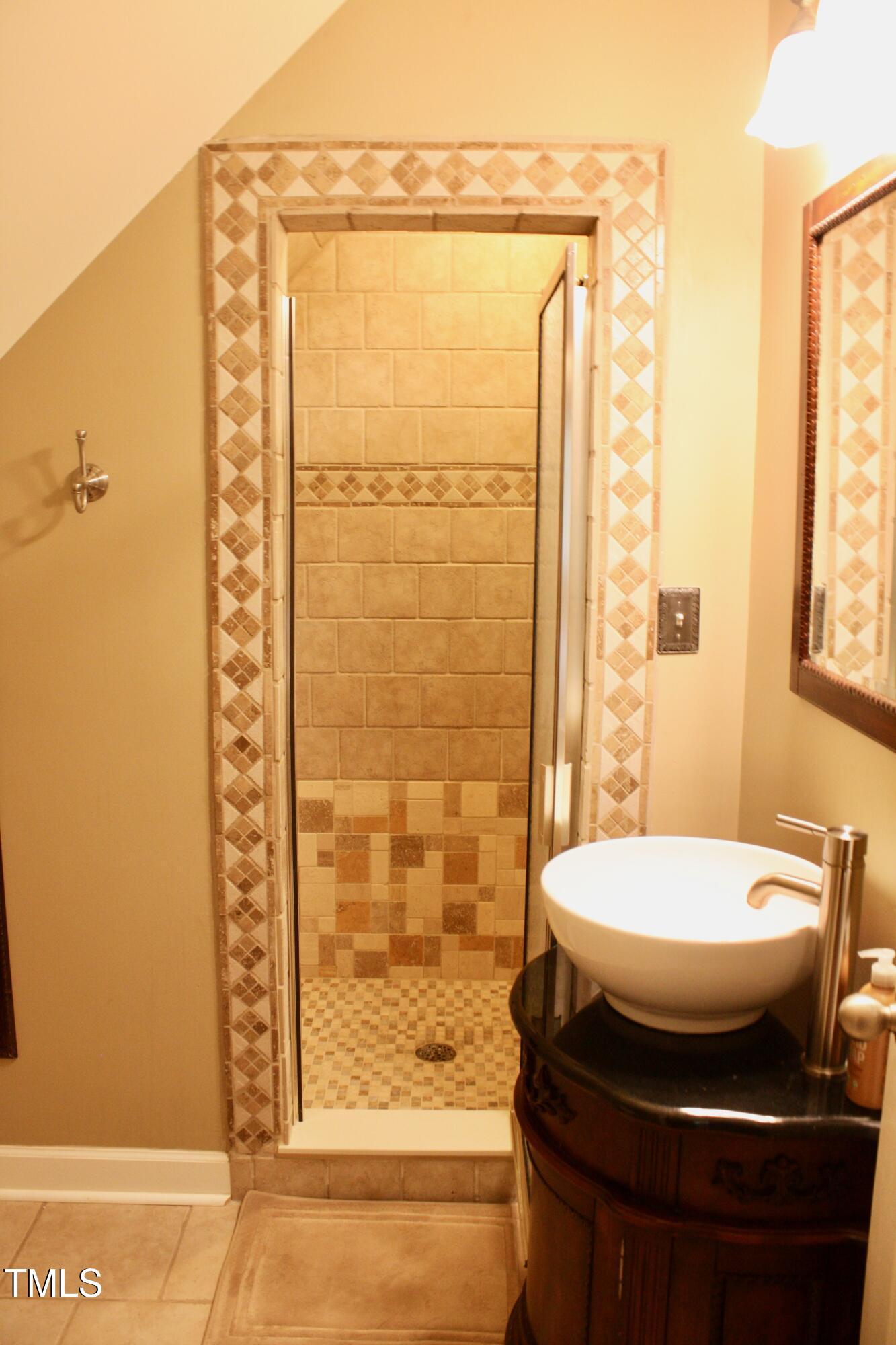 Photo #27