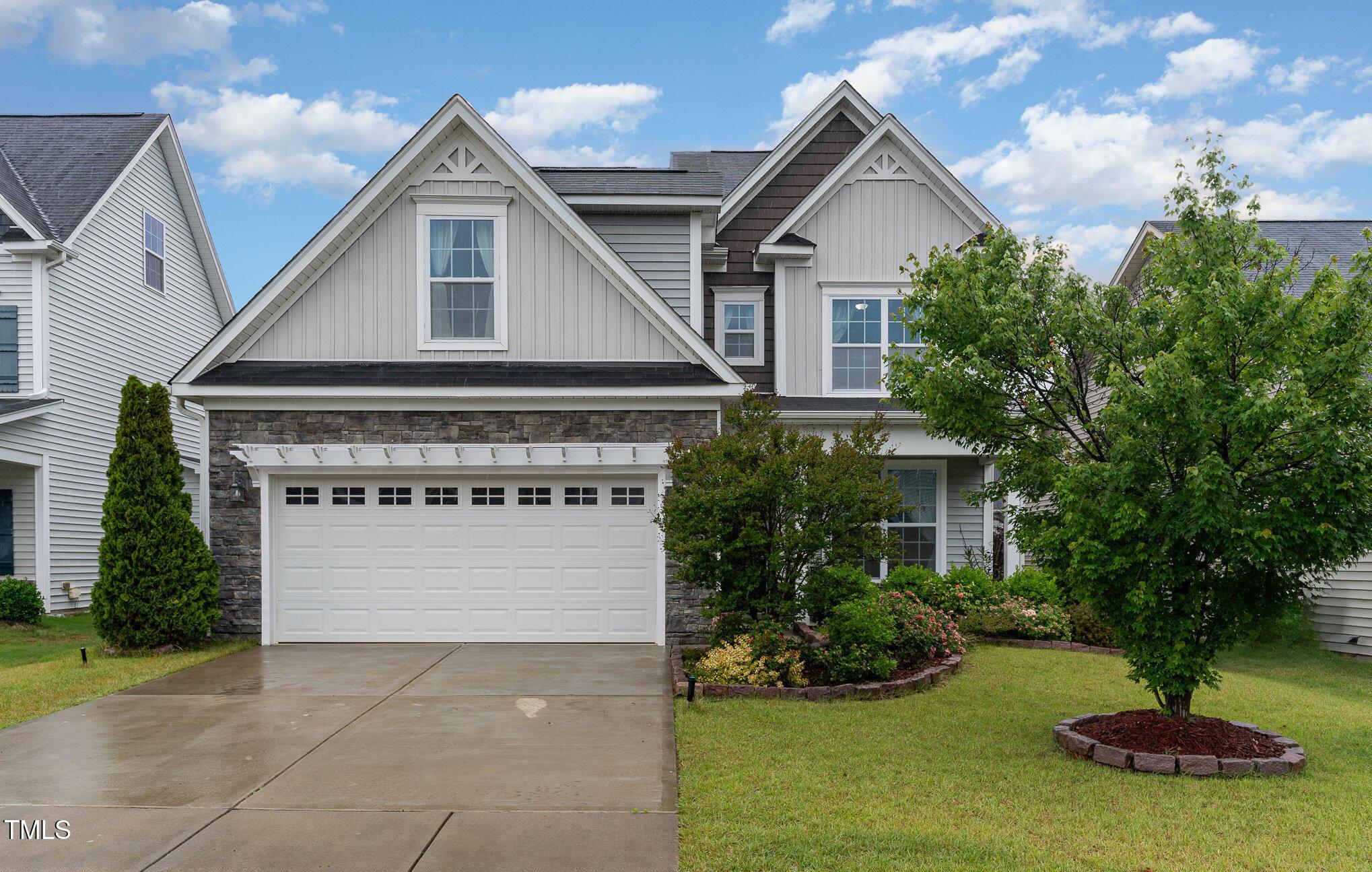 Photo one of 3904 Freemark Ln Fuquay Varina NC 27526 | MLS 10096368