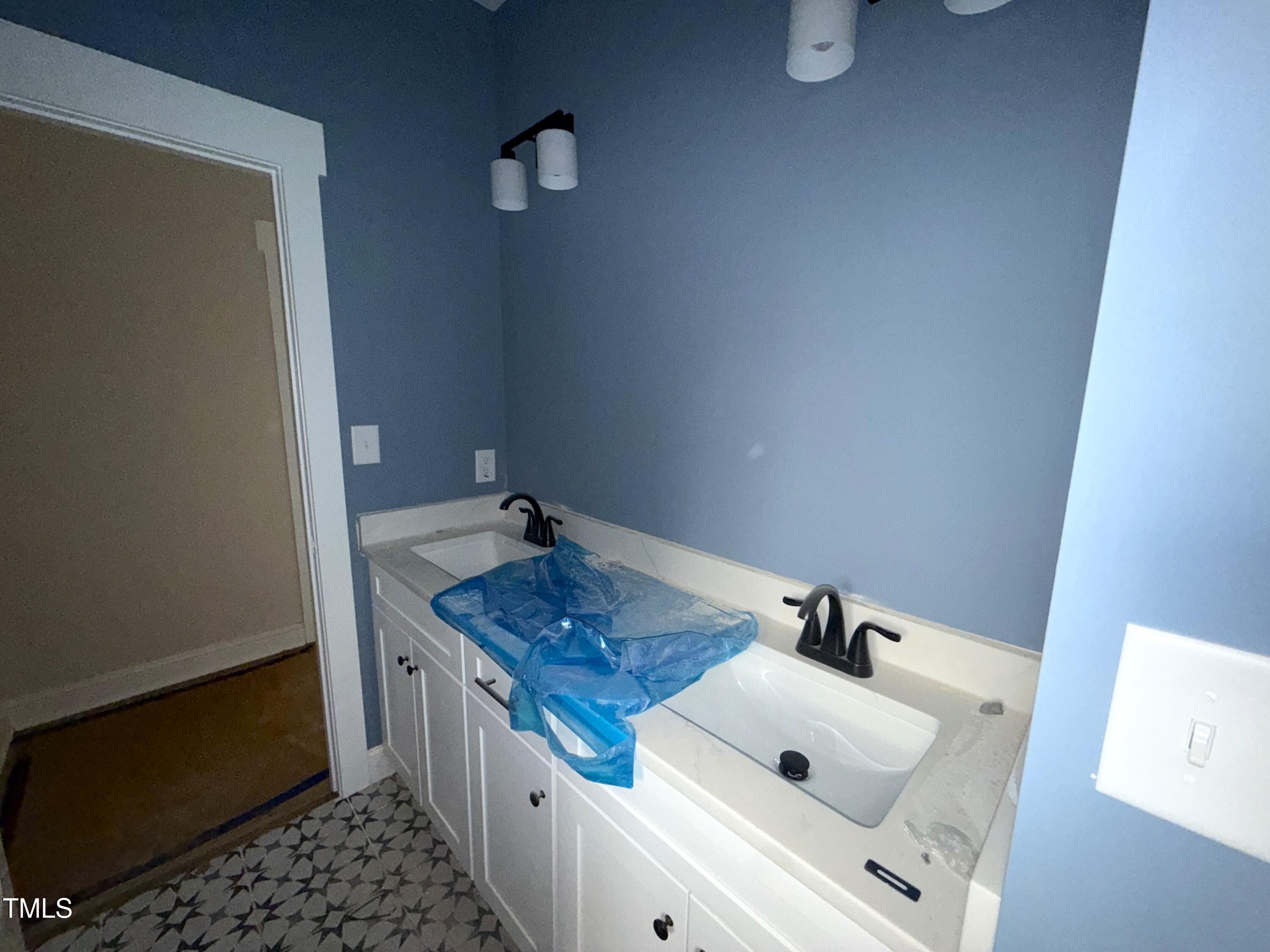 Photo #15