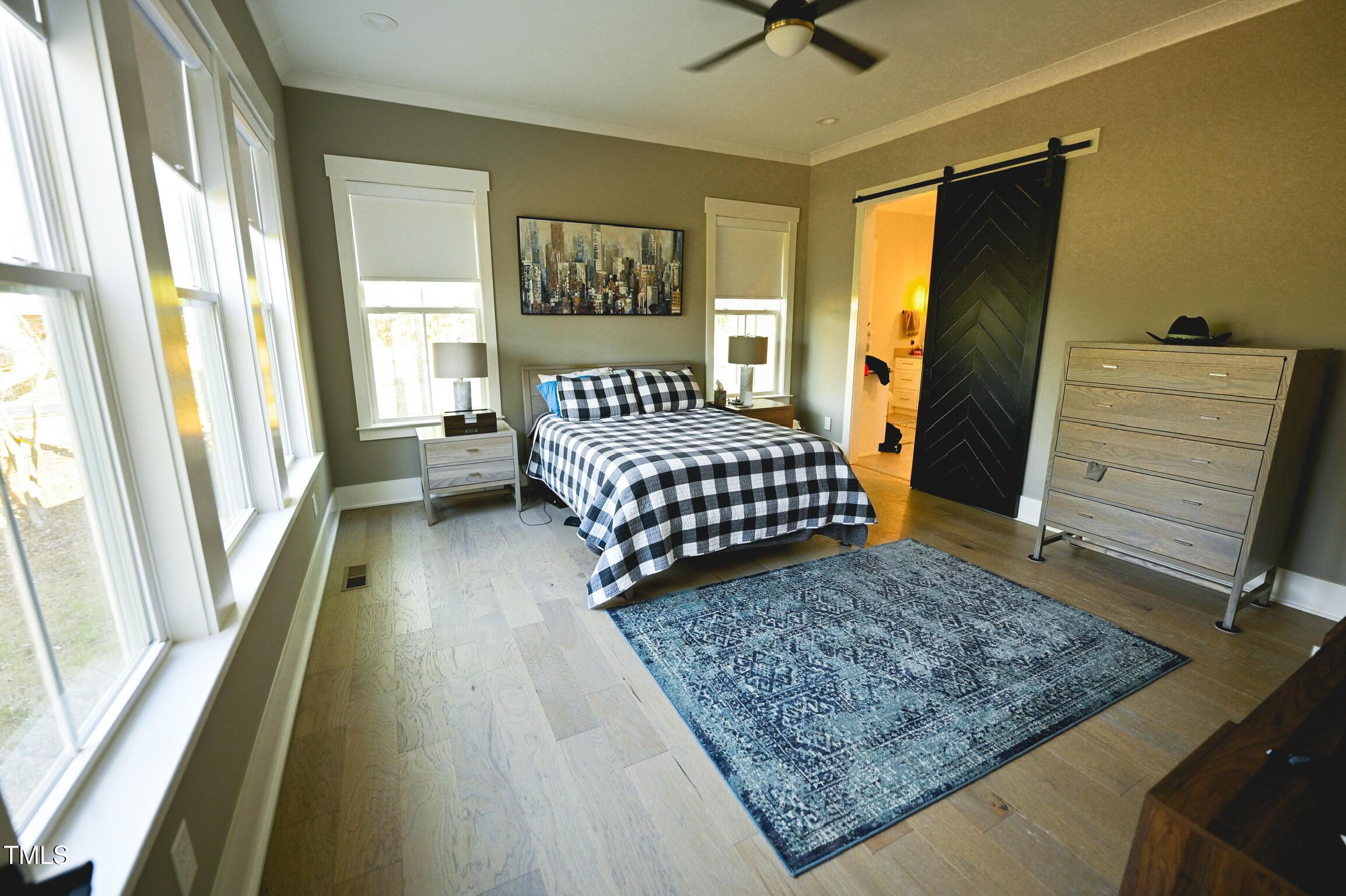 Photo #16