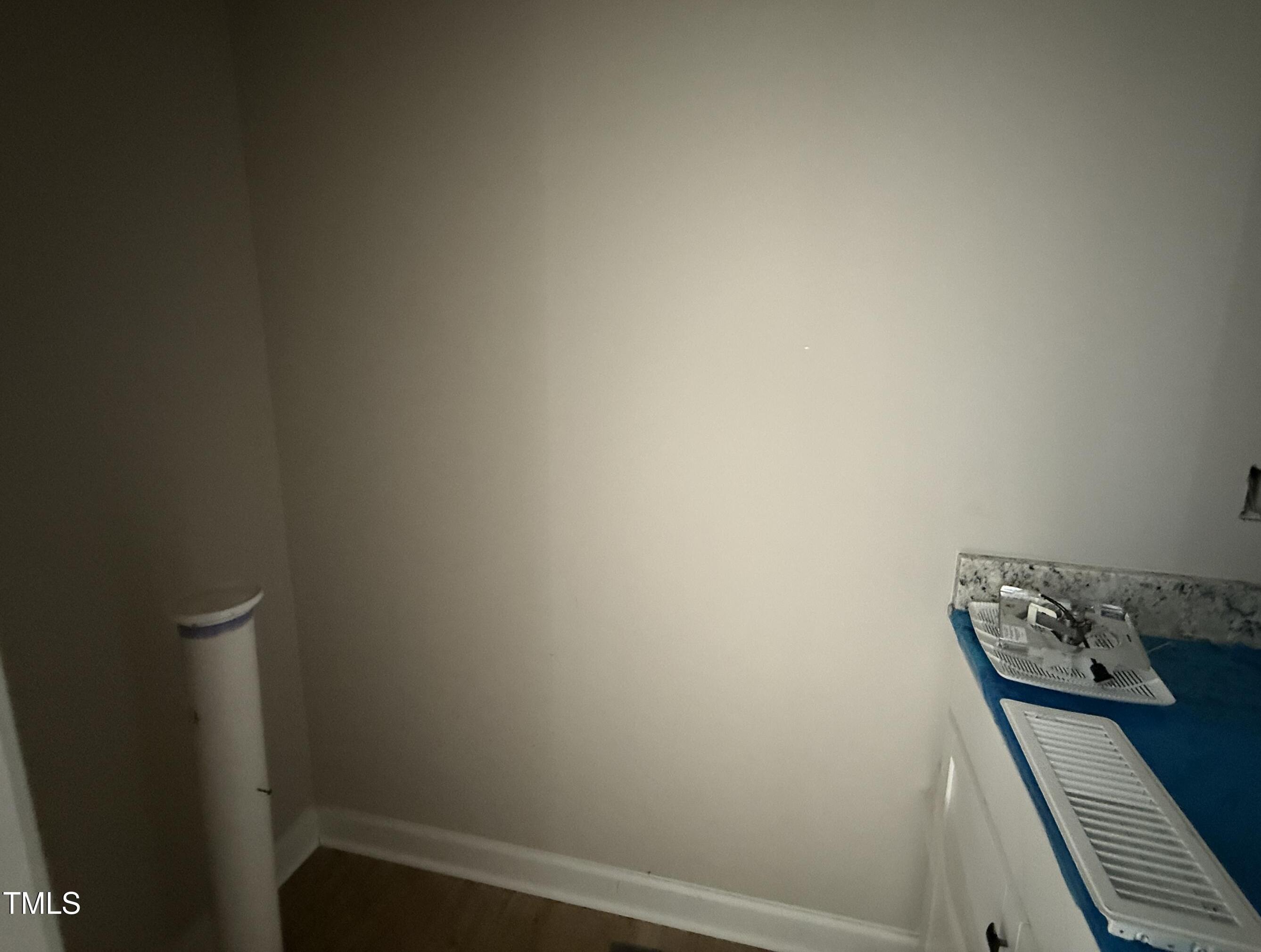 Photo #11