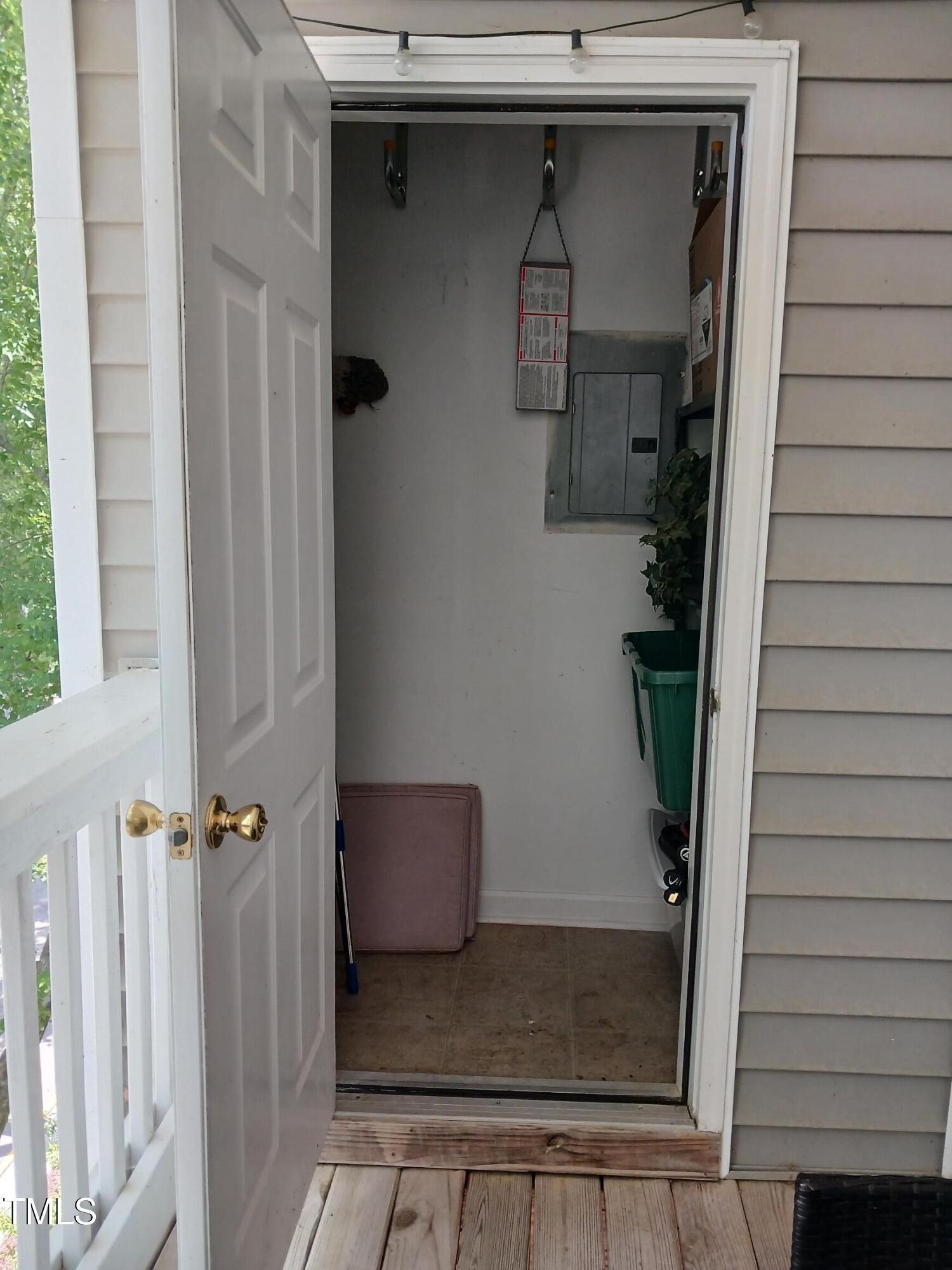 Photo #28