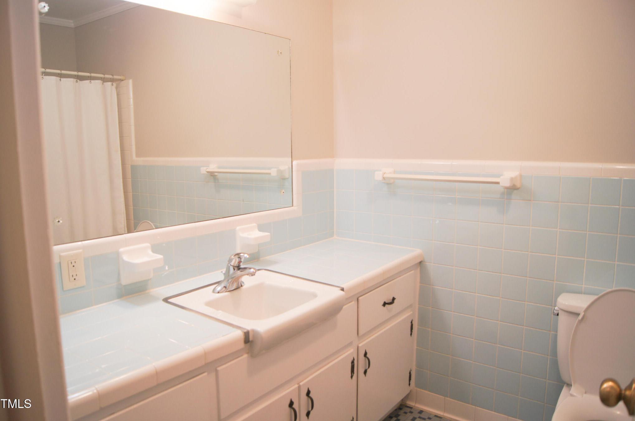 Photo #42