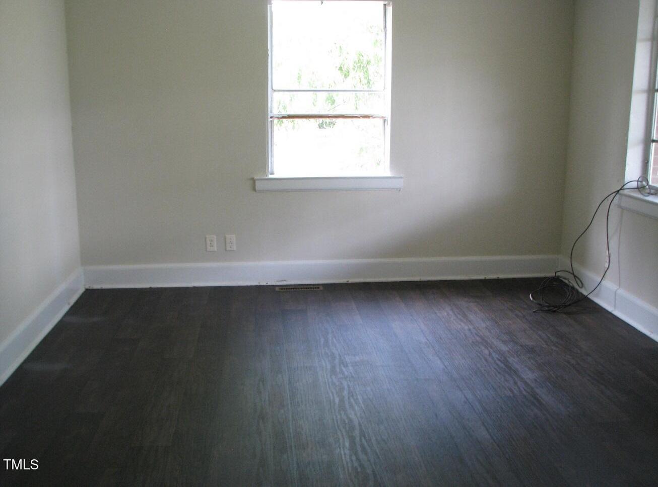 Photo #11