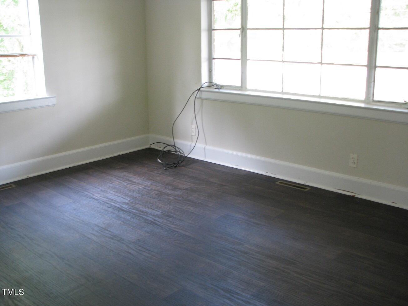 Photo #9