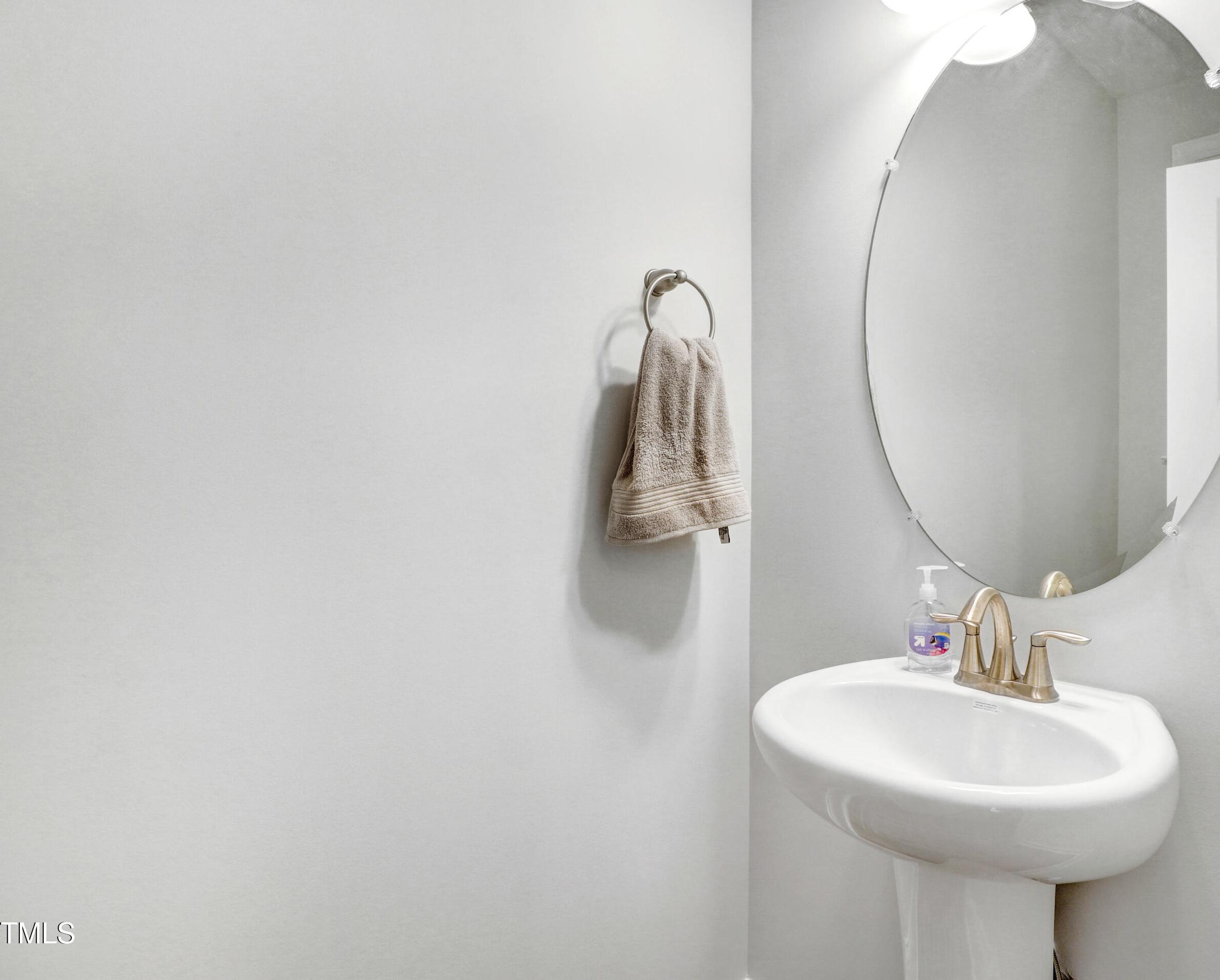 Photo #12