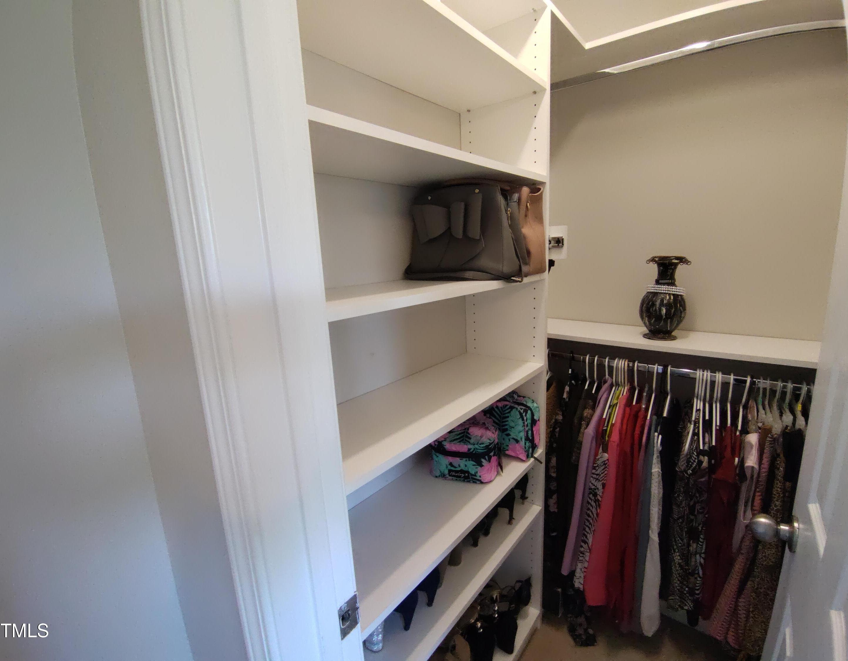 Photo #33