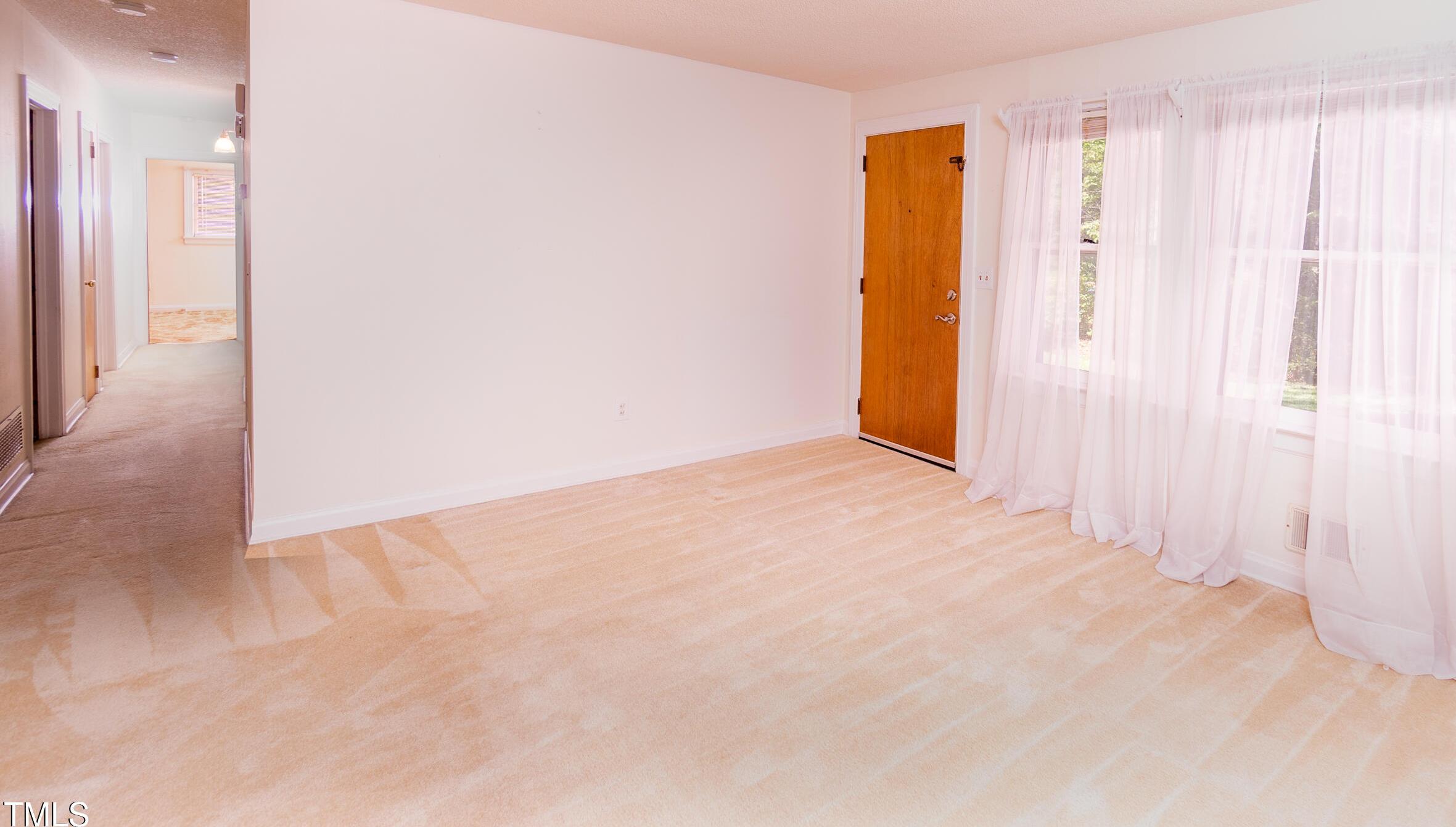 Photo #6