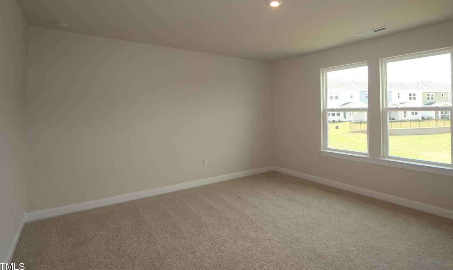 Photo #18