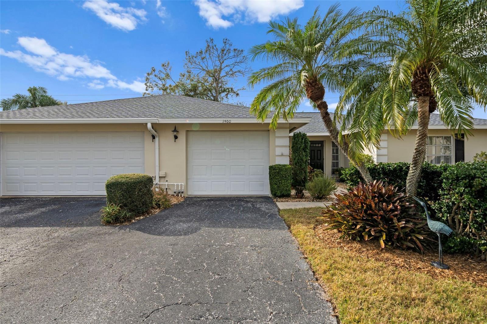 Photo one of 7460 W Country Club N Dr Sarasota FL 34243 | MLS A4635025