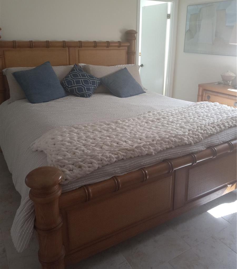 Photo #10