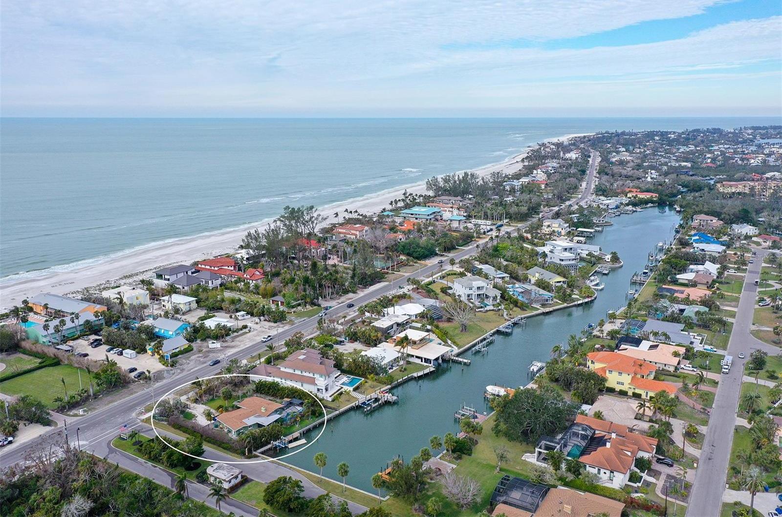 Photo one of 5830 Gulf Of Mexico Dr Longboat Key FL 34228 | MLS A4635870