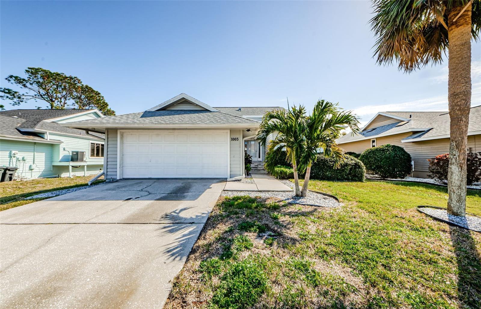 Photo one of 1003 Lake Avoca Dr Tarpon Springs FL 34689 | MLS A4635961