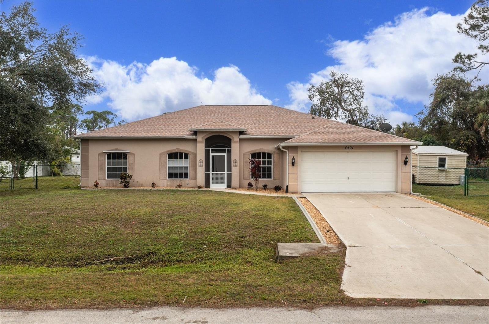 Photo one of 4401 Boeing Ln North Port FL 34287 | MLS C7502885