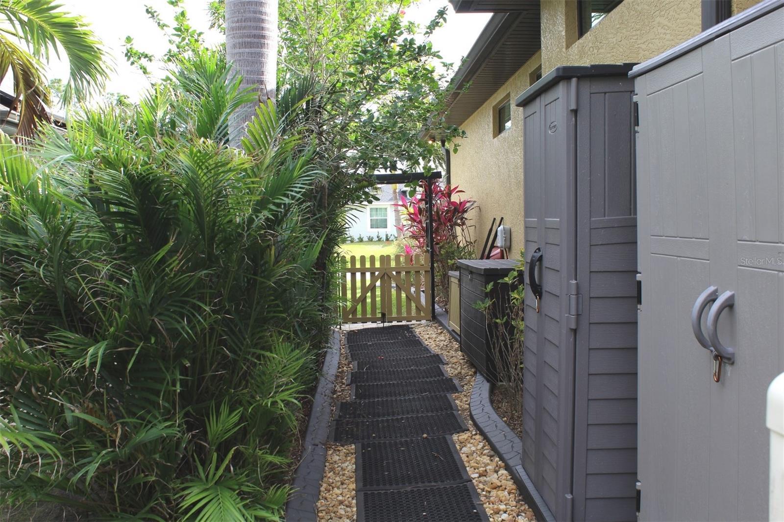 Photo #42