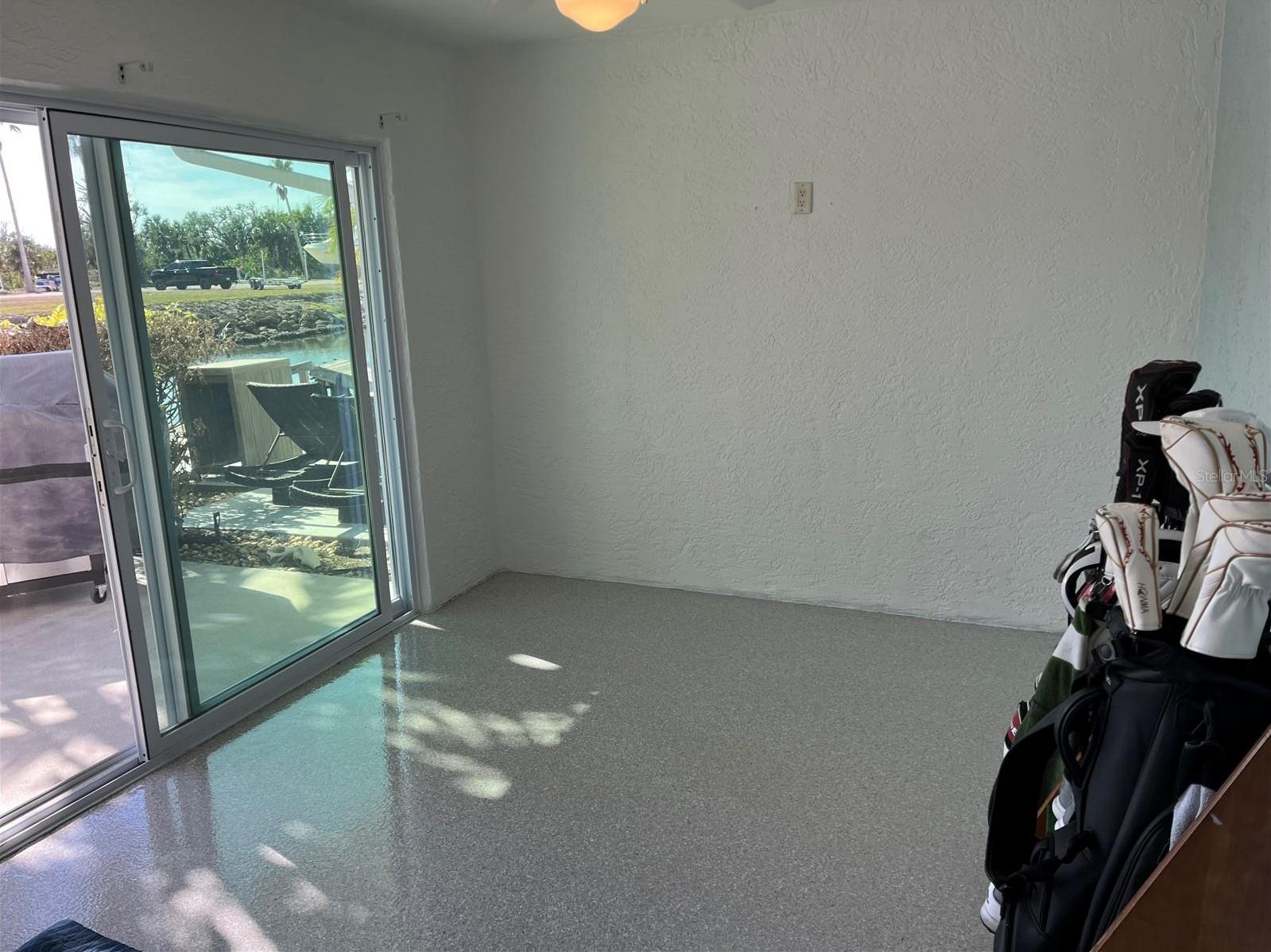 Photo #24