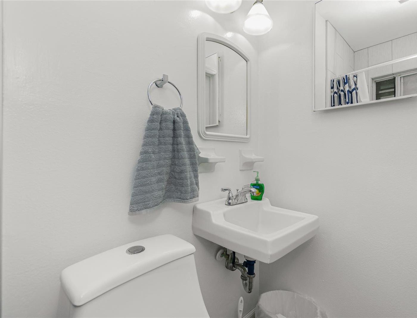 Photo #33