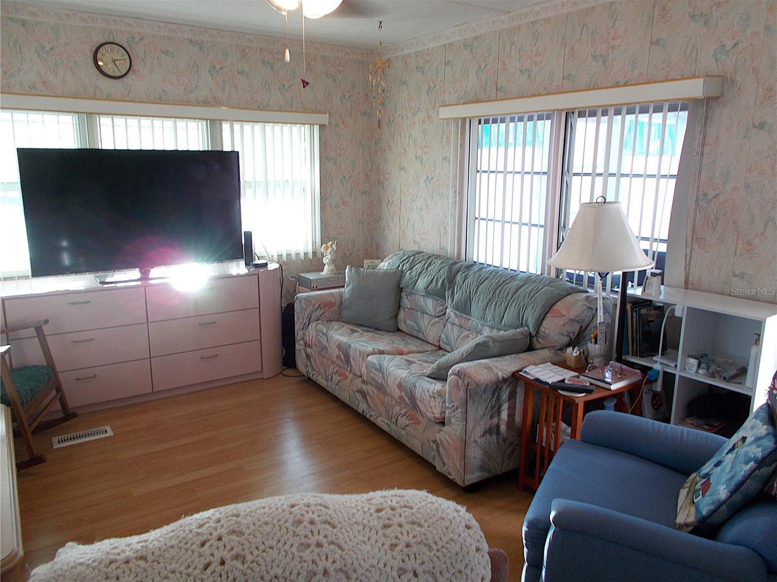 Photo #10