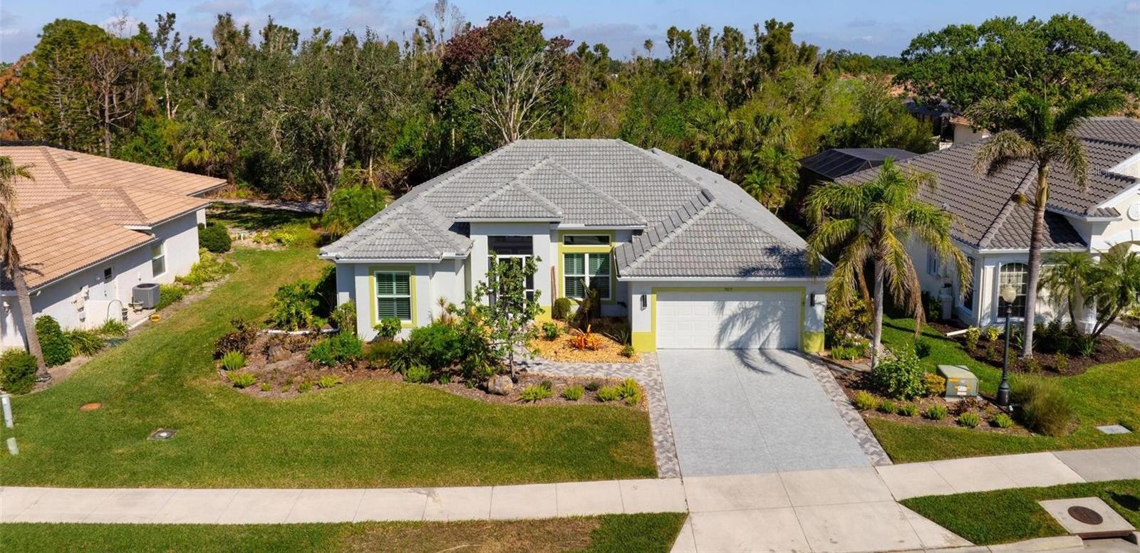 Photo one of 707 Petrel Way Venice FL 34285 | MLS N6137161