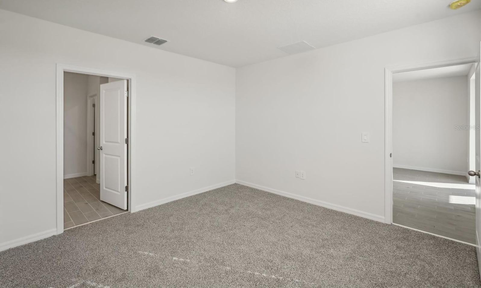 Photo #4