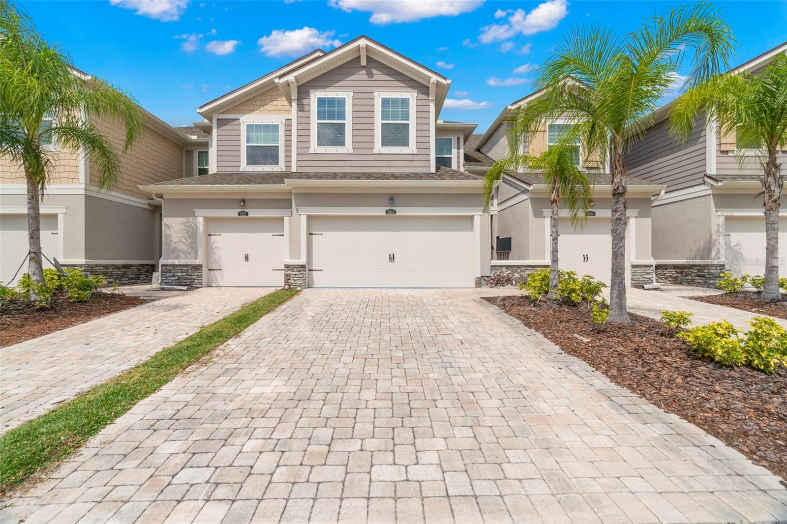 Photo one of 5018 Sunnyside Ln Bradenton FL 34211 | MLS TB8311279